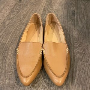 Express tan flats LIKE NEW!**
